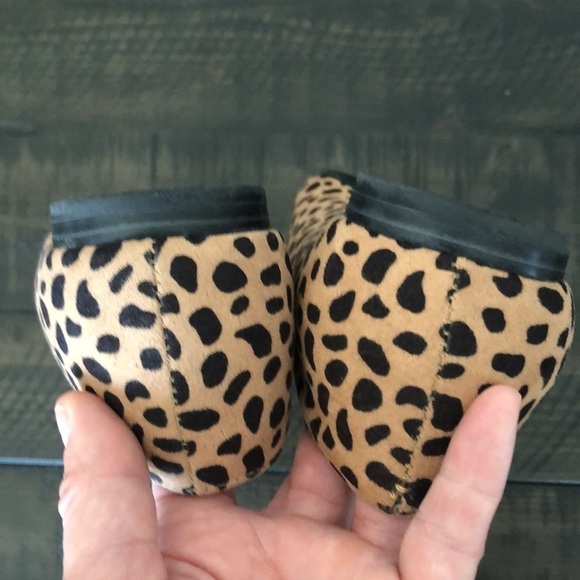 SHELN Cheetah Printed Loafers - Picture 9 of 12